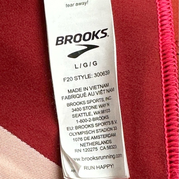 Brooks Red Sports Bra - Picture 16 of 16